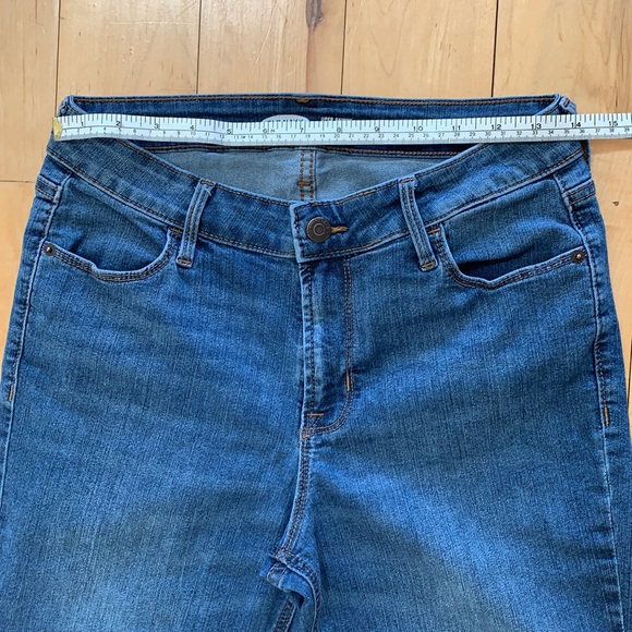 EUC Old Navy Super Skinny Mid-Rise Ankle Jeans - Picture 5 of 7